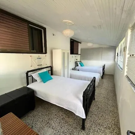 Summer House Hotel *
