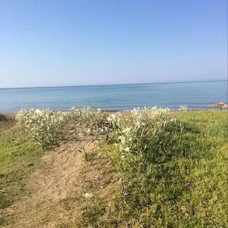 Summer House * Katarrakhion